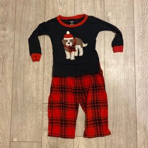 Carter’s 18 mo Christmas pup PJs. Two piece.
